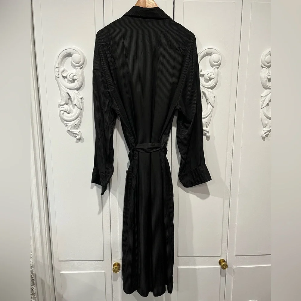 Derek Rose London Robe - Picture 9 of 9